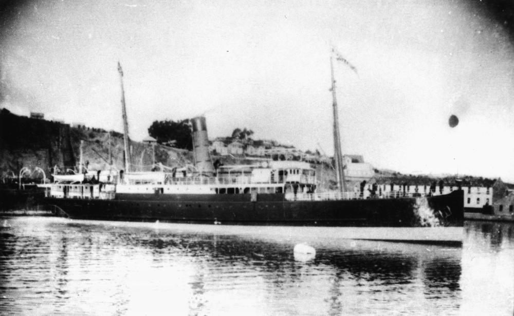 StateLibQld 1 173631 Rotoiti (ship).jpg